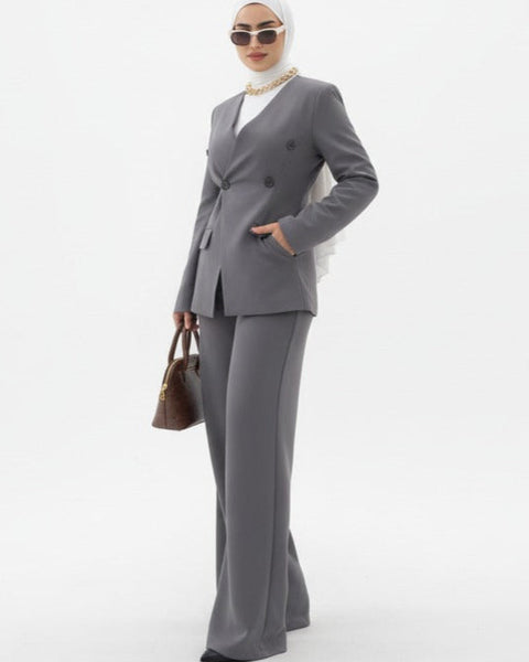 Tailleur femme chic – Veste cintrée & pantalon large